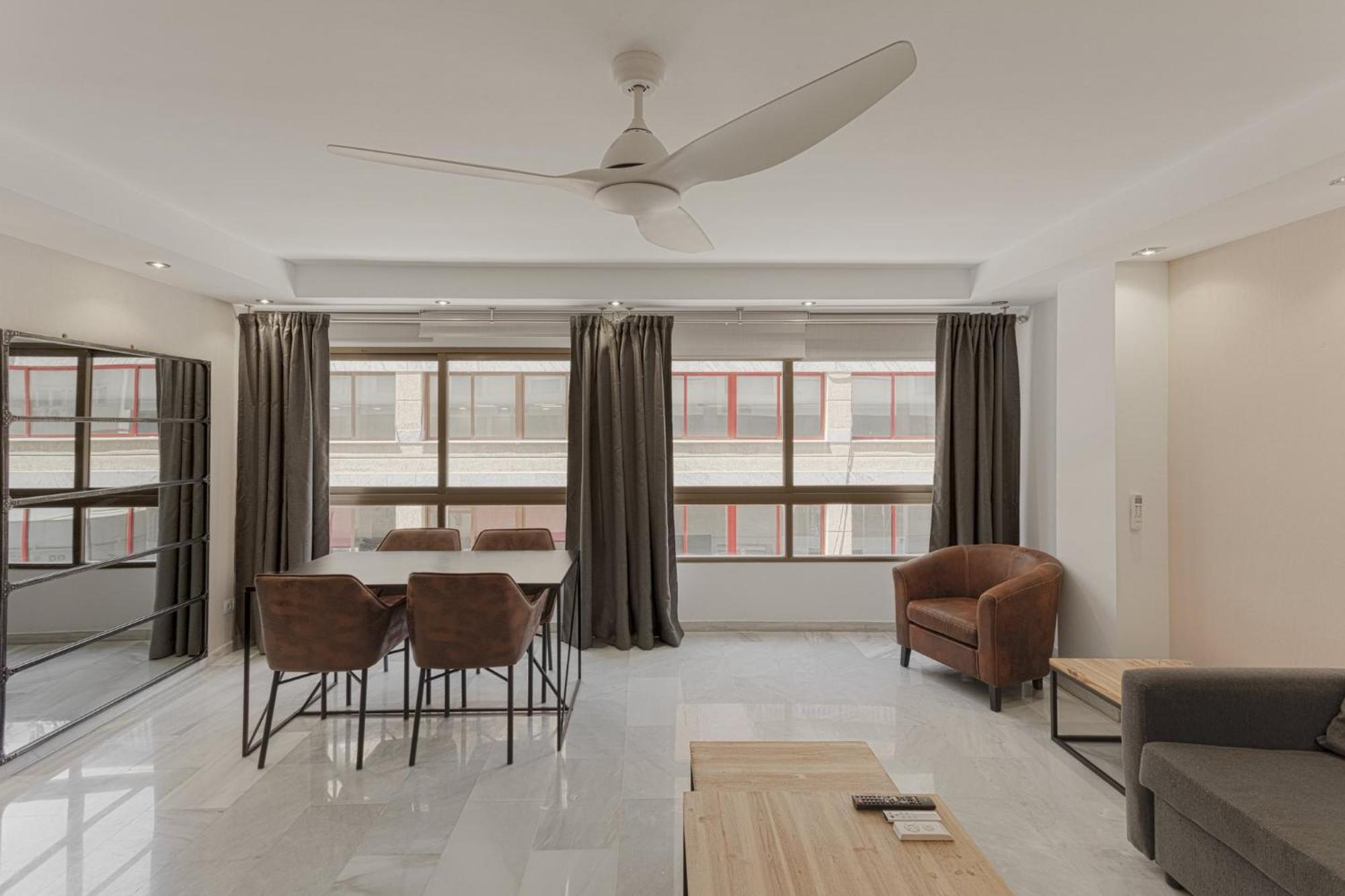 Beach Malagueta By Caleta Homes マラガ エクステリア 写真