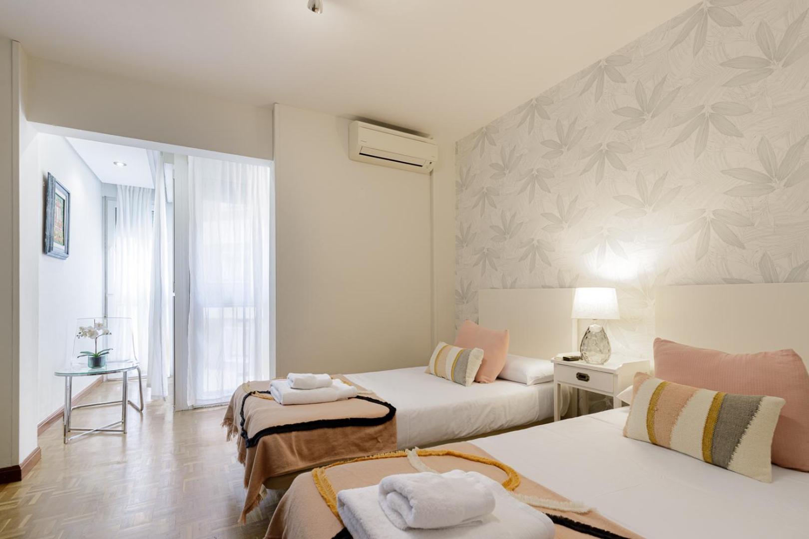 Beach Malagueta By Caleta Homes マラガ エクステリア 写真